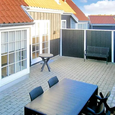 Holiday 577 With Terrace